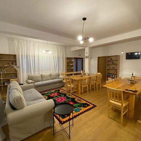 Casuta De La Munte Hotell Sfodea Exteriör bild