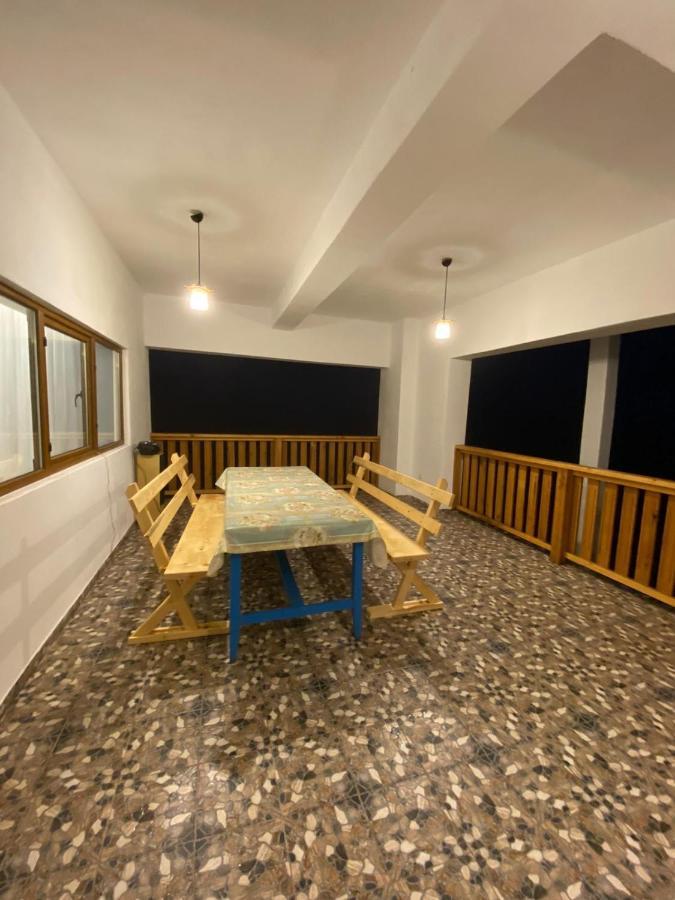 Casuta De La Munte Hotell Sfodea Exteriör bild